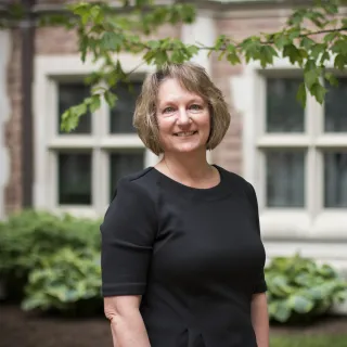 Debbie Fjerstad